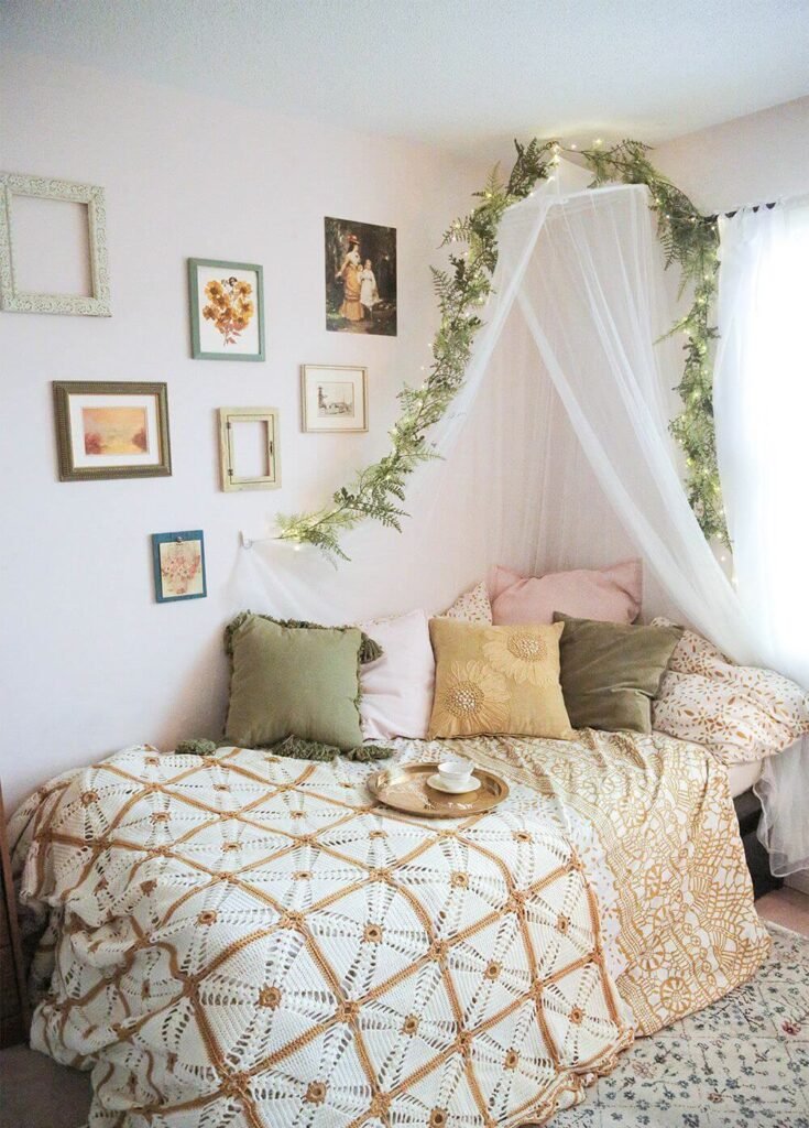 Cottagecore room decor