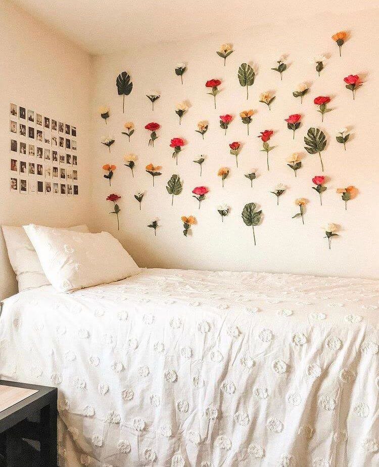 Boho minimalist dorm