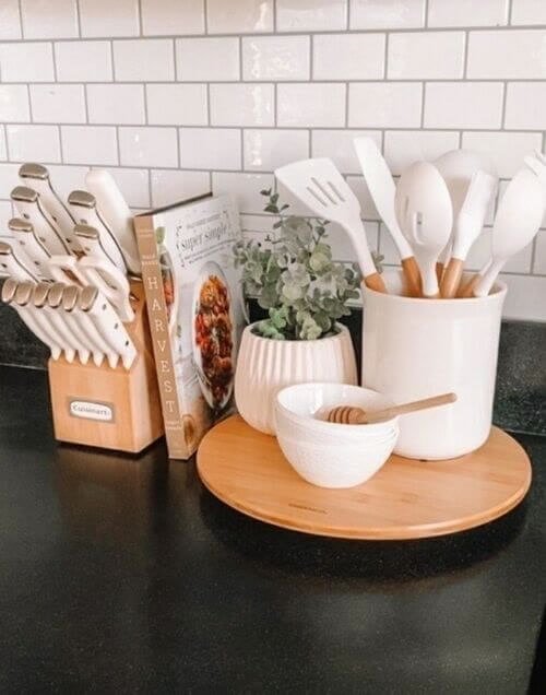 White and wood utensil corner