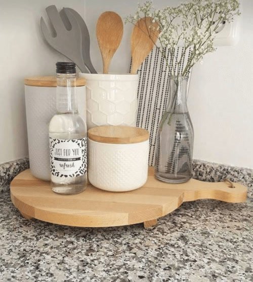 Wood board with baby's breath