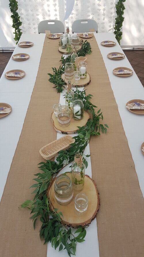 Wavy shape Christmas table setting